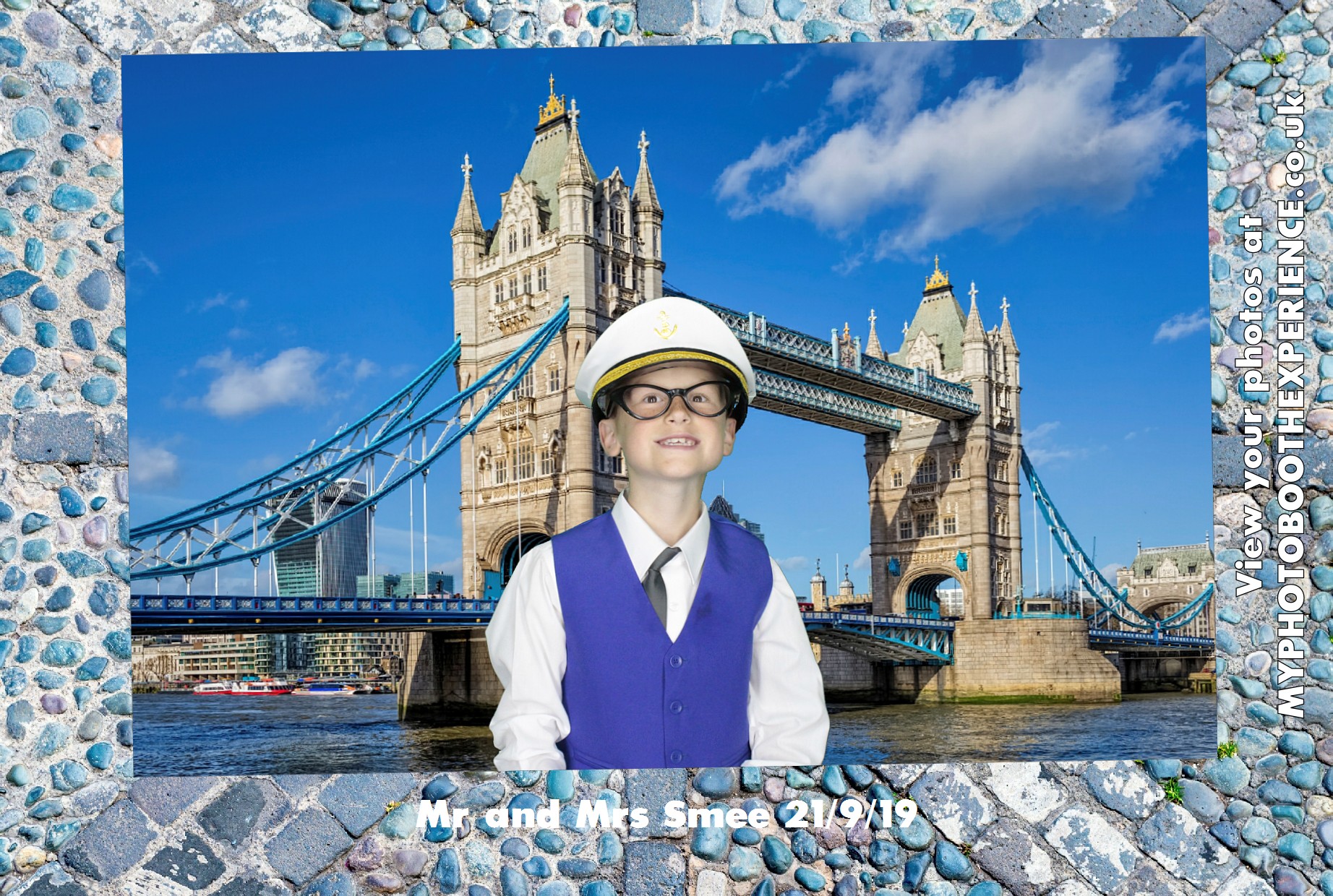 Katie and Jons Wedding | View more photos from the event at gallery.myphotoboothexperience.co.uk/u/MyPhotoBoothExperienceLtd/Katie-and-Jons-Wedding